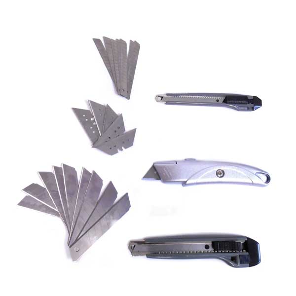 33pcs cutter set (3 knifes + 30 spare blades)