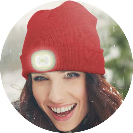 Beanie with LED light - red