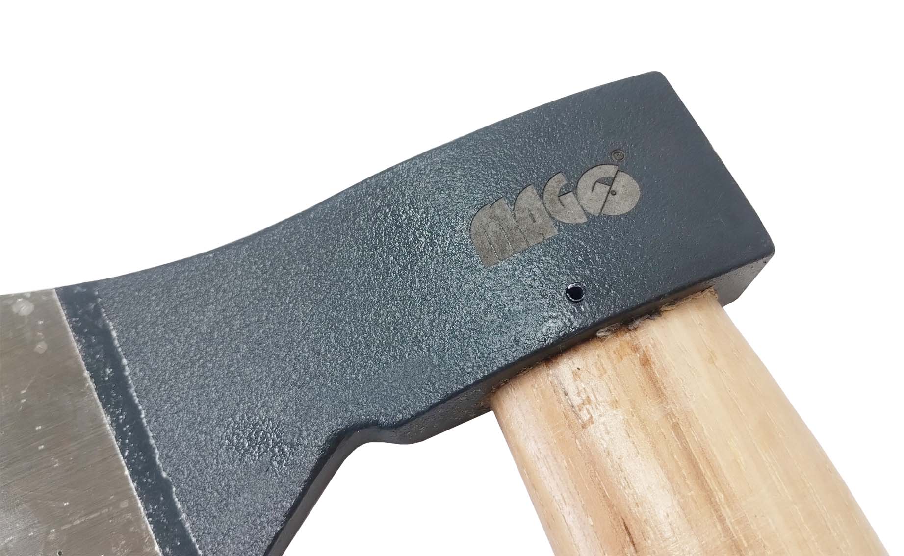 Ax 600 g, wooden handle HICKORY