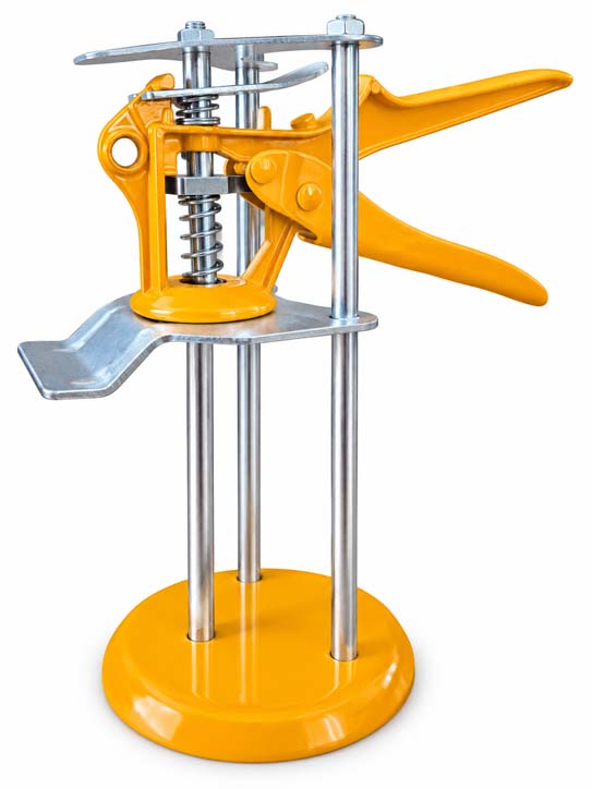Tile leveling lifter