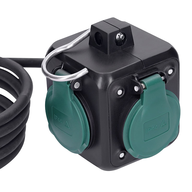 SOLIGHT - cube extension lead, 3 sockets IP44, 3 × 1mm², rubber cable H05RR-F - 5m